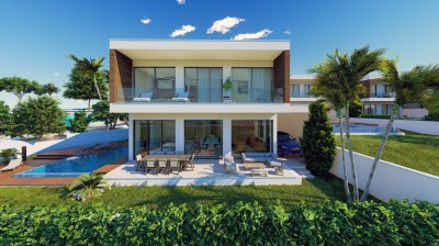 Living on the water edge 